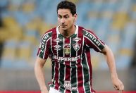 Fluminense fica por detalhes de renovar com Paulo Henrique Ganso