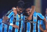 Grêmio goleia o Monsoon para se isolar na liderança do Gauchão
