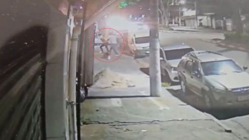 Veja momento em que suplente de vereador é baleado em Osasco