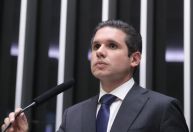 Motta enaltece centro na política: "Ausência de preconceitos"
