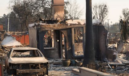 Ruínas causadas pelos incêndios em Los Angeles.