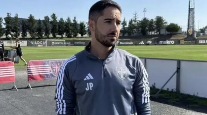 João Pereira é técnico do Casa Pia, sexto colocado
