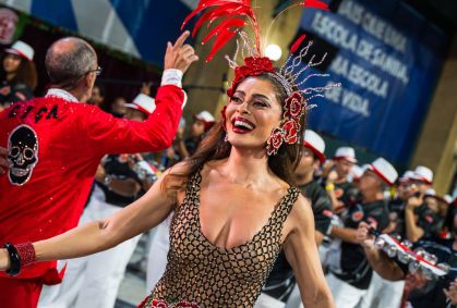 Carnaval no Rio: quem são as rainhas de bateria do 2º dia de desfiles?