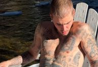 Justin Bieber desabafa sobre autoestima: "Me sinto despreparado"