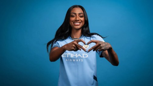 Kerolin foi anunciada como reforço do Manchester City