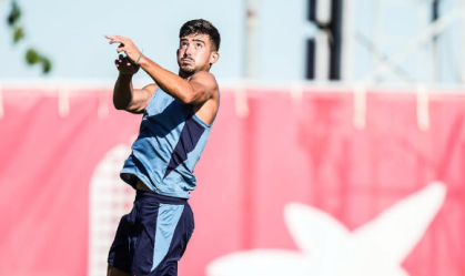 Kike Salas durante treino da pré-temporada 2024/25