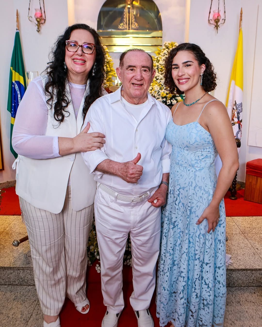 Lílian, Renato e Lívian Aragão • Reprodução/Lílian Aragão