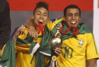 Com Neymar no Santos, só um nome da Seleção de 2014 não retornou ao Brasil