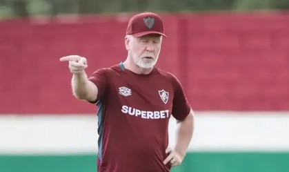 Felipe Melo "comemora" demissão de Mano Menezes: "Demorou, né?"