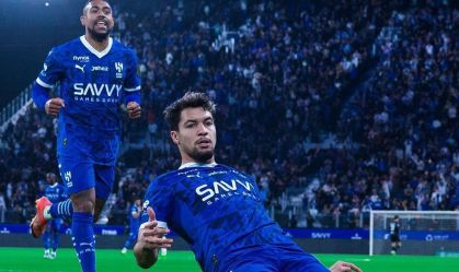 Marcos Leonardo comemora um dos gols na goleada do Al-Hilal pelo Saudita