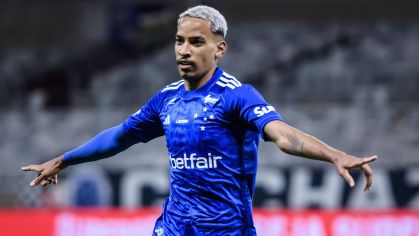 Matheus Pereira em partida do Cruzeiro