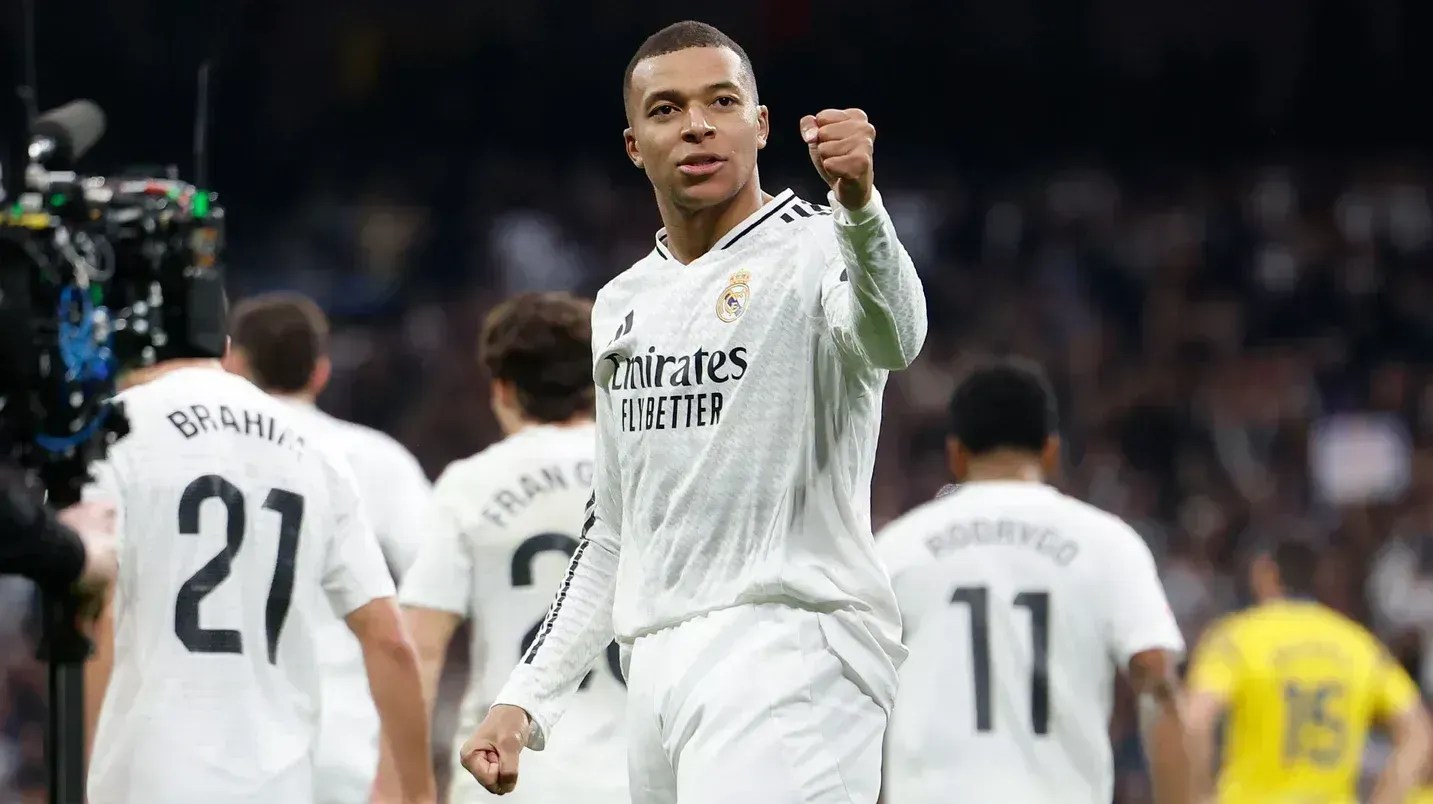 Mbappé comemora gol contra o Las Palmas por LaLiga