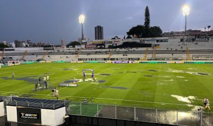Moisés Lucarelli teve campo alagado por conta das fortes chuvas em Campinas