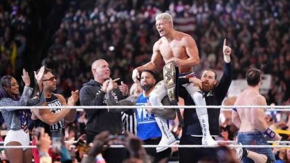 Luta pelo Universal Championship da WWE entre Roman Reigns e Cody Rhodes