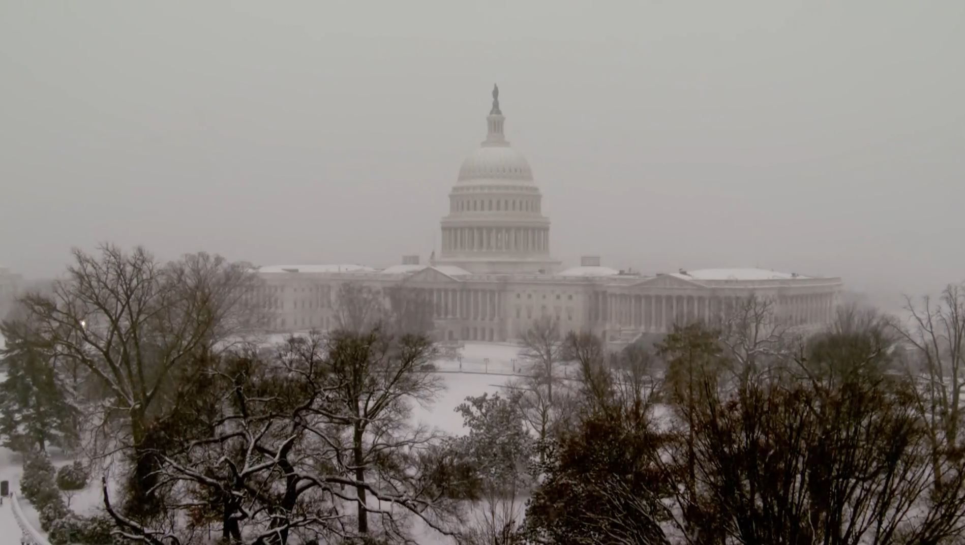Forte nevasca atinge Washington D.C.