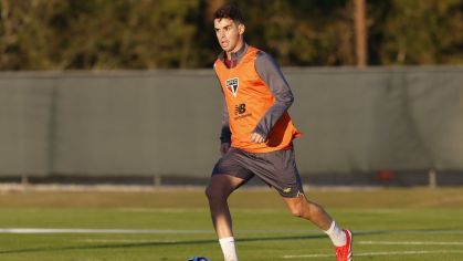 Oscar em treino do São Paulo
