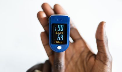 EUA orienta melhorias na precisão de oxímetros de pulso em pessoas negras