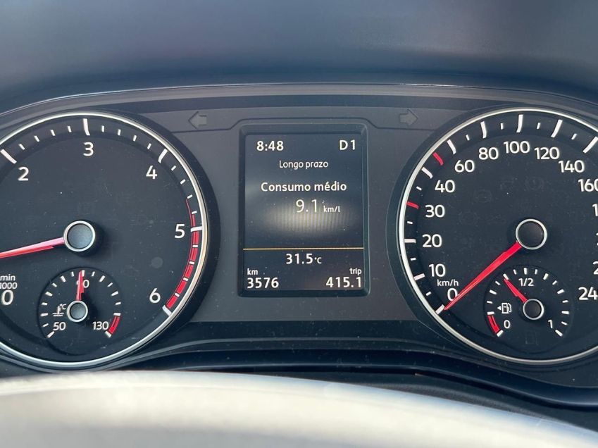 Consumo médio foi de 9,1 km/l de diesel, exclusivamente em ciclo urbano • Rodrigo Barros/CNN