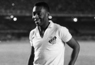 Ídolo do Santos tira Pelé de time dos sonhos do Peixe e se escala