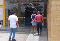 Polícia do RJ prende foragida por arrastão em BRT; crime foi filmado