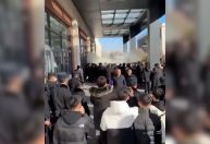 Protestos violentos se espalham na China após morte de estudante adolescente