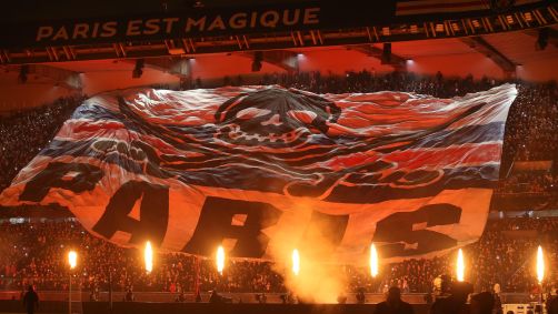 Torcedores do PSG em jogo da equipe no Parc des Princes