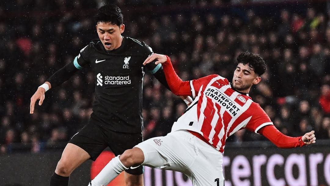 Liverpool perdeu para o PSV, mas se classificou na Champions
