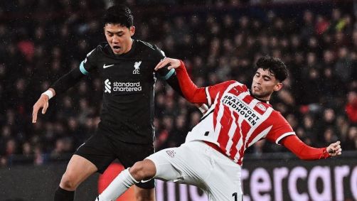Liverpool perdeu para o PSV, mas se classificou na Champions