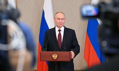 Presidente da Rússia, Vladimir Putin, durante coletiva de imprensa, em Astana, no Cazaquistão