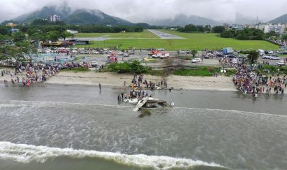 Ministério Público vai investigar acidente de avião em Ubatuba
