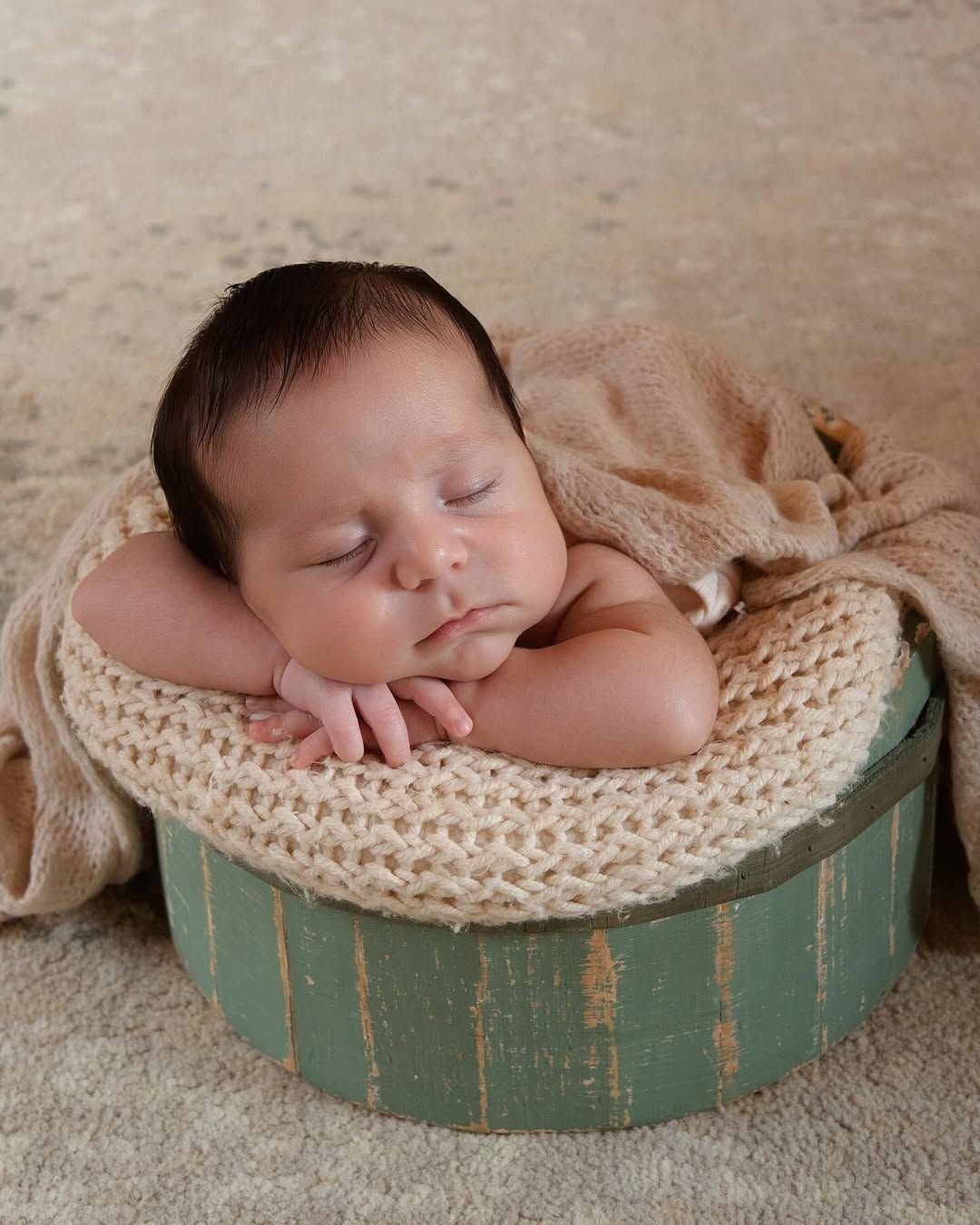 Viih Tube mostra ensaio newborn de Ravi • Instagram/Viih Tube