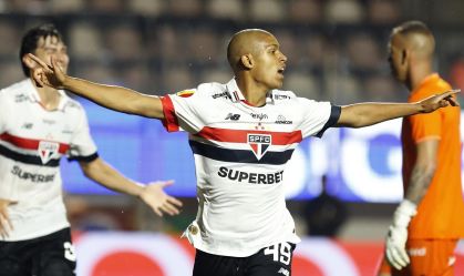 Ryan Francisco, joia do São Paulo, cita inspiração em ídolo da Seleção