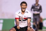Nos pênaltis, São Paulo bate o Fluminense e avança às quartas da Copinha