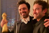Atores de "Gossip Girl" se reencontram no Globo de Ouro; veja