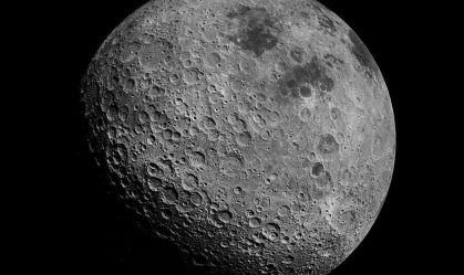 A fotografia apresentada pela agência espacial norte-americana (Nasa) mostra a Lua. Trata-se de uma imagem ilustrativa para o texto sobre o asteroide considerado um "segunda lua".