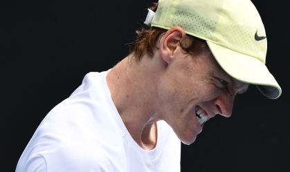 Jannik Sinner superou o dinamarquês Holger Rune por 3 sets a 1