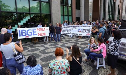 "Enfrentamos problemas de diálogo e de participação", diz servidora do IBGE