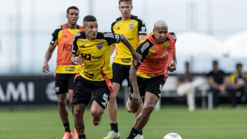 Jogadores do Atlético-MG em treino no CT do Galo