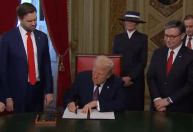 Trump assina primeiros decretos após tomar posse como presidente dos EUA