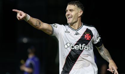 Vasco e Vegetti chegam a acordo para renovação de contrato do atacante
