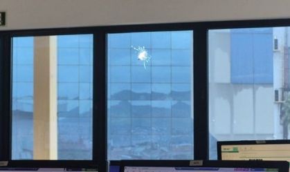 Mulher fica ferida dentro da Fiocruz em operação policial no RJ; suspeito é morto na região