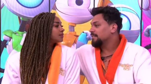 Mais cedo, a equipe de Aline compartilhou nas redes sociais da participante um print de um comentário racista feito usando a foto da sister
