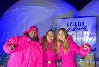 Virginia viaja para a Suíça e posa em frente a um iglu: "Friozinho de -4°C"