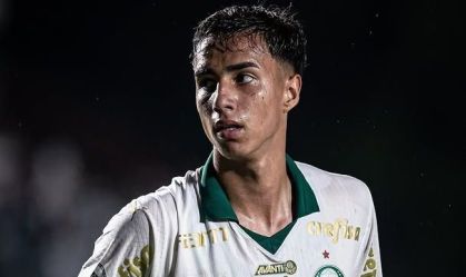 Vitor Reis, zagueiro do Palmeiras
