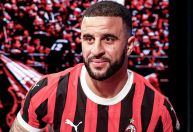 Ex-capitão do Manchester City, Walker é anunciado pelo Milan