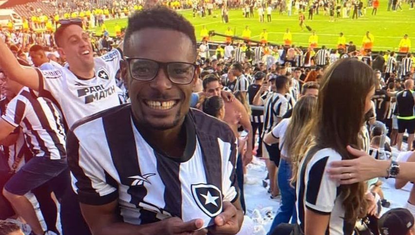 Igor Melo pediu um mototáxi para voltar para casa, quando foi alvejado nas costas por um policial militar, que o teria confundido com um suspeito