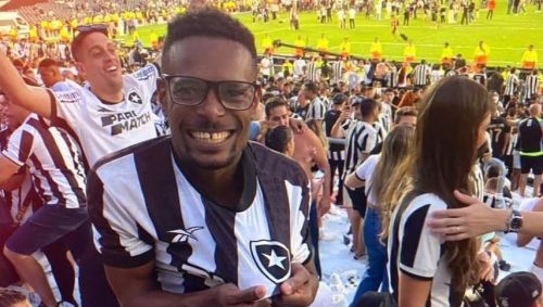 Igor Melo pediu um mototáxi para voltar para casa, quando foi alvejado nas costas por um policial militar, que o teria confundido com um suspeito