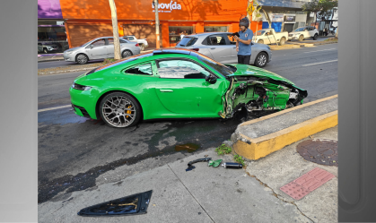 Porsche fica destruído após acidente que deixou cinco feridos em Belo Horizonte