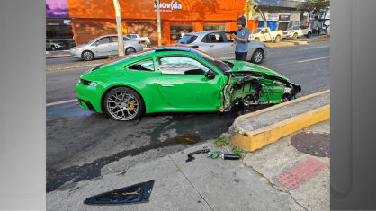 Porsche fica destruído após acidente que deixou cinco feridos em Belo Horizonte