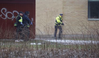 Polícia atende chamado de ataque a tiros em escola na Suécia